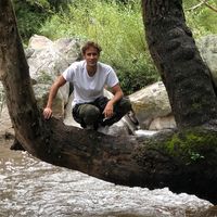 Agustin Tarraubella的照片