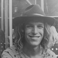 John Runestam的照片