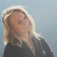 Océane Cruz的照片