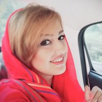 Anahita Rjb的照片