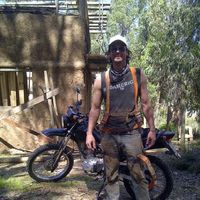 Ivan Larsen的照片