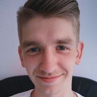 Paweł Wojtecki的照片