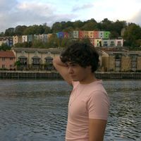 Alexis Evang的照片