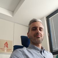 Antonio Cangemi的照片