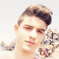 Essa Mahmood的照片