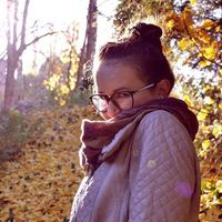 Alina Nezhydenko的照片