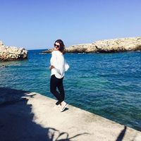 Paula Lomnasan的照片