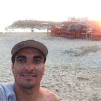 Victor  Lopez的照片