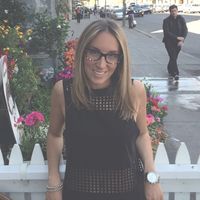 Emy Pelletier的照片