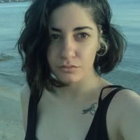 Sezer Uysaloğlu的照片