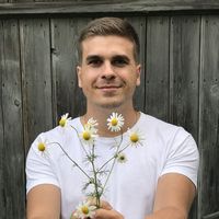 Konstantin Tiabut的照片