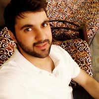 Uwais Momani的照片