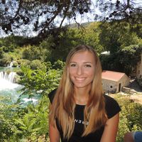 Klára Benešová的照片