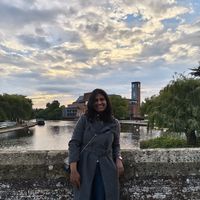 Nishi Unadkat's Photo