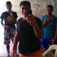 Andres Urruchurto的照片