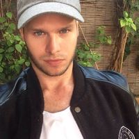 Roger Freeman的照片