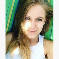 Mathilde Lairet的照片