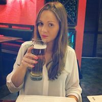 Jodie Harker的照片