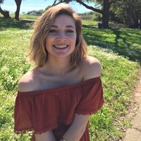 Kira  McConnell's Photo