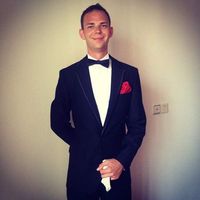 Photos de Trevor J L H