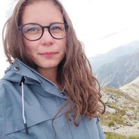 Dora Konfar的照片