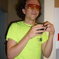 Adam Vaughn的照片