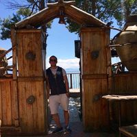 Roman Zakaryan的照片