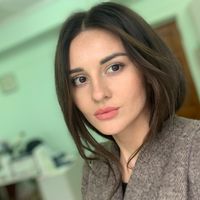 Mell Charlie's Photo