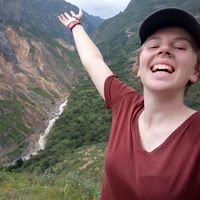 Clémentine DHEUR的照片