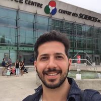 Andrés  Mora的照片