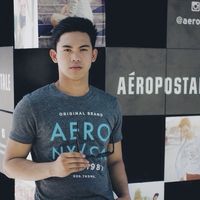 CHRISTOPHER HILIS的照片