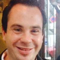 Thomas Gomez的照片