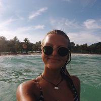 Fotos de Poppy Taylor