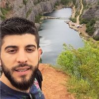 Turhan Ertuğrul的照片