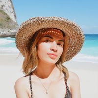 Raisa Nuriezka的照片