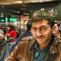 Umre Akkılıç的照片