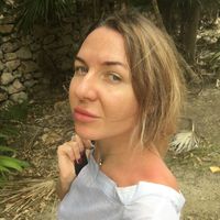 Kseniia Uzar的照片