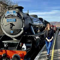 Emine AKBAŞ的照片