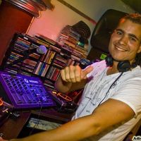 Adam Guillamón Herrera的照片