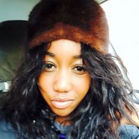 Aisha Chsiholm的照片