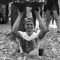 Fredrik Tingets的照片