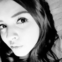 Poli Sámano的照片