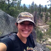 Taylor Sandate的照片