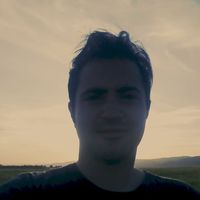 Amir Ebrahimi的照片