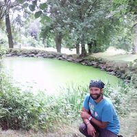 Ondrej Bartoň的照片