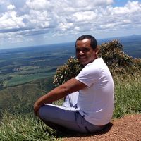 Isra Sebastian的照片