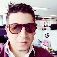 Jhon Valencia Santana的照片