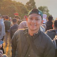 Fotos de Helmi Romadon