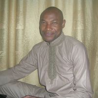 kazeem balogun的照片