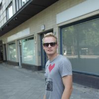 Eugene Meleshkevich的照片